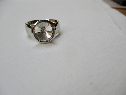 Stainless steel band ring 17.3 mm grote steen is afdraaibaar, Sieraden, Tassen en Uiterlijk, Ringen, Zo goed als nieuw, Dame of Heer