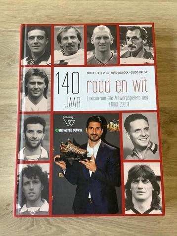 Royal Antwerp FC - 140 jaar rood en wit beschikbaar voor biedingen