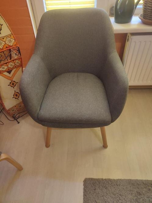 Eetkamer stoelen, Huis en Inrichting, Stoelen, Zo goed als nieuw, Vier, Hout, Stof, Grijs, Ophalen