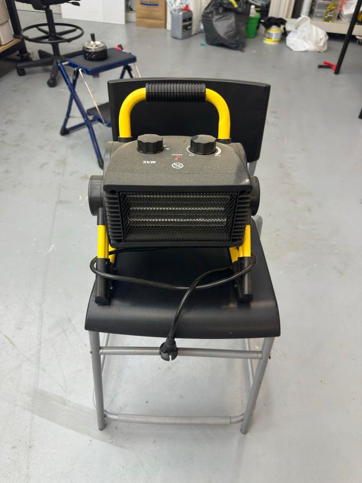 Ventilatorkachel 3kW - Krachtige Verwarming, Doe-het-zelf en Verbouw, Verwarming en Radiatoren, Gebruikt, Kachel, 800 watt of meer