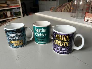 Drie mokken Agatha Christie beschikbaar voor biedingen
