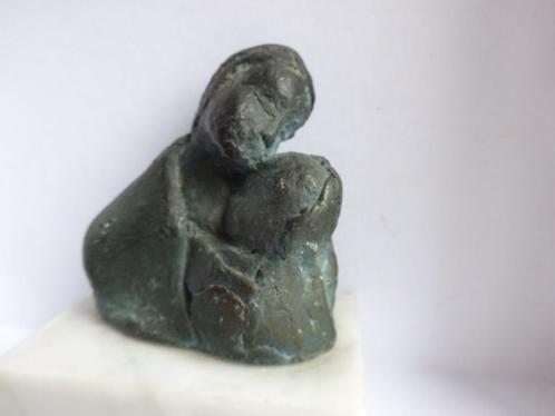 Marion Visione; bronzen beeld moeder en kind, Antiek en Kunst, Kunst | Beelden en Houtsnijwerken, Ophalen