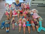 Barbie en veel accessoires, Verzamelen, Ophalen of Verzenden, Gebruikt, Pop