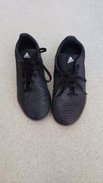 Adidas zaalvoetbalschoenen maat 38 - Zo goed als nieuw!, Adidas, Ophalen of Verzenden, Zo goed als nieuw, Jongen of Meisje