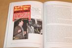 Grijsgedraaid & Plaatjesboek — Popgeschiedenis, muzikale..., Boeken, Ophalen of Verzenden, Gelezen, Artiest