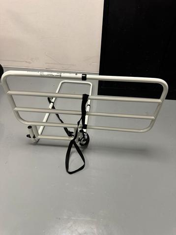 Bed hek Morreti beschikbaar voor biedingen