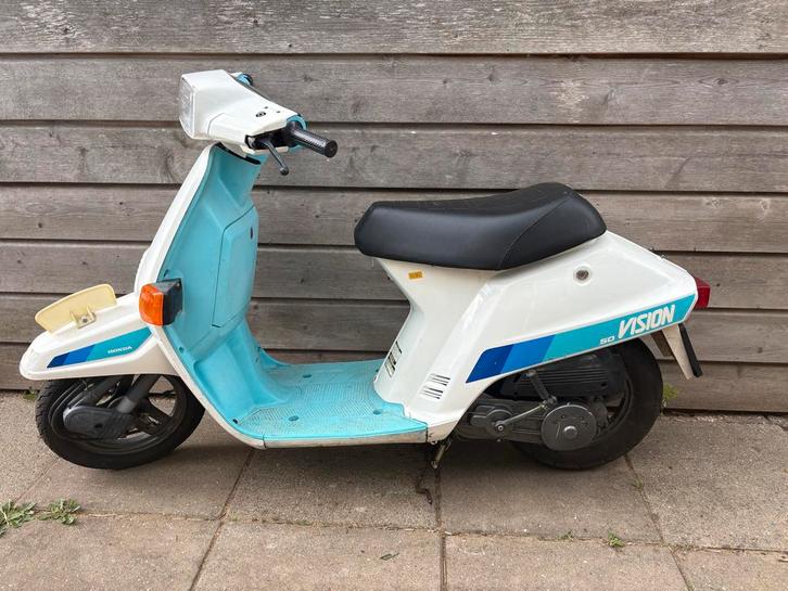 Honda Vision 1983 - Geel Kenteken, Origineel, Fietsen en Brommers, Brommers | Honda, Gebruikt, Overige modellen, Maximaal 45 km/u