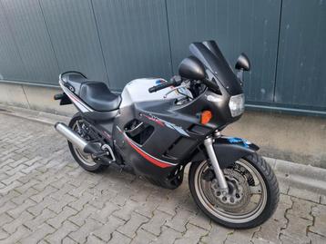 Suzuki GSXF 600 inruilkoopje beschikbaar voor biedingen