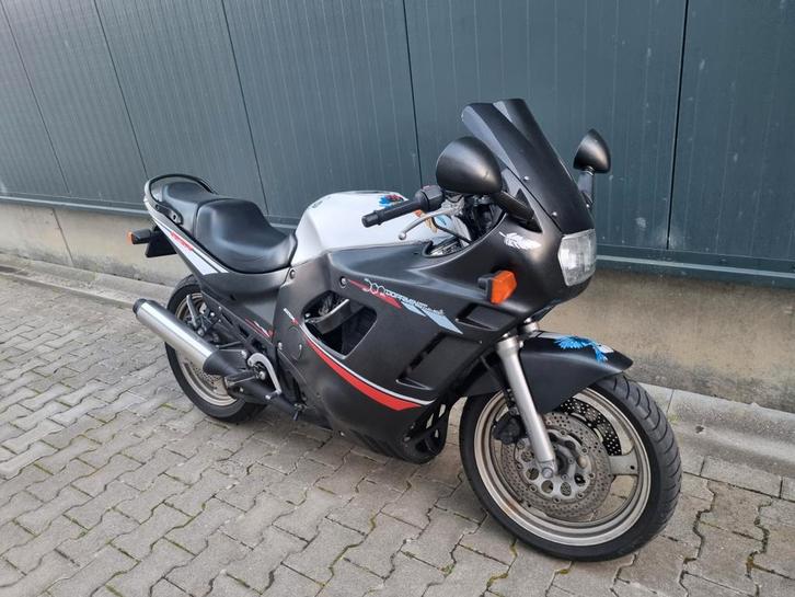 Suzuki GSXF 600 inruilkoopje, Motoren, Motoren | Suzuki, Bedrijf, Sport, meer dan 35 kW, 4 cilinders, Motorrijbewijs A, Ophalen
