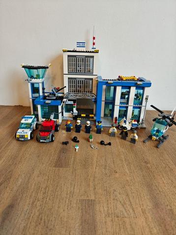 LEGO Police station 60047 beschikbaar voor biedingen