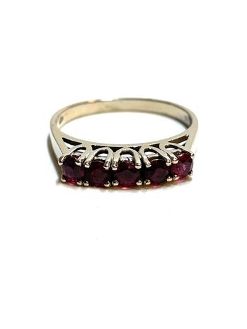 14k witgouden ring met robijnen beschikbaar voor biedingen