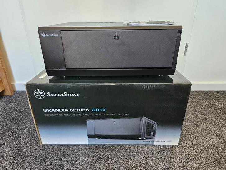 SilverStone SST-GD10B HTPC behuizing incl.19" brackets, Computers en Software, Computerbehuizingen, Zo goed als nieuw, Ophalen of Verzenden