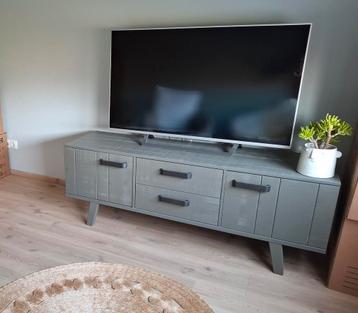 Be Pure Home groene Tv-meubel WATCH  beschikbaar voor biedingen