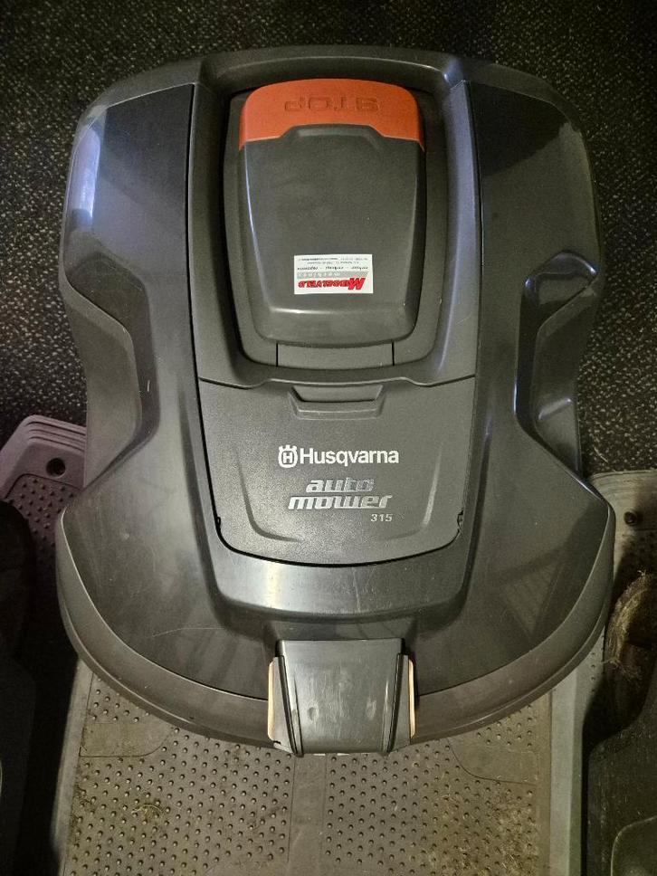 Husqvarna Automower 315 robotmaaier, Tuin en Terras, Robotmaaiers, Gebruikt, 20 tot 25 cm, Ophalen of Verzenden
