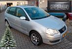 Volkswagen Polo 1.4 55KW 2005 Grijs NETTE AUTO!! NIEUWE APK!, Auto's, Voorwielaandrijving, 74 pk, Origineel Nederlands, Bedrijf