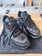 Valentino Sneakers Zwart Maat 43, Kleding | Heren, Schoenen, Ophalen of Verzenden, Zo goed als nieuw, Zwart, Sneakers of Gympen