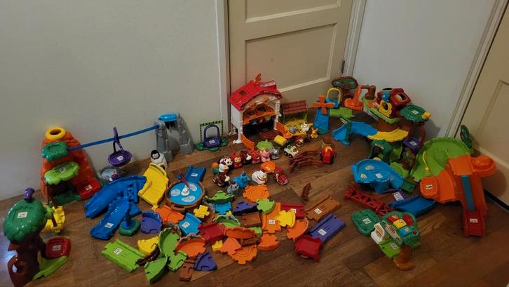 VTech zoef zoef dieren Boomhuis Boerderij en dierentuin, Kinderen en Baby's, Speelgoed | Vtech, Zo goed als nieuw, Ophalen