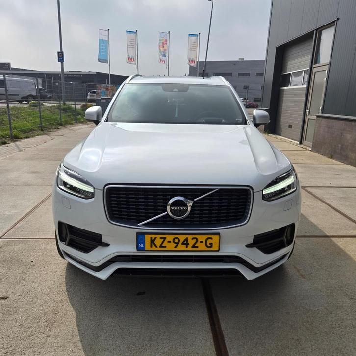 Volvo XC90 R 2.0 D4 2017 Wit dealeronderhouden (7-zits), Auto's, Volvo, Particulier, XC90, 360° camera, 4x4, ABS, Achteruitrijcamera