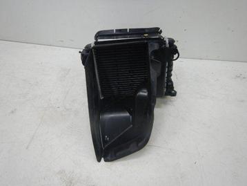 Audi TTRS 8S0 Extra Radiateur rechts + houder 8S0121674C 5Q0 beschikbaar voor biedingen