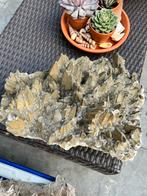 prachtig calciet met pyriet cluster, Ophalen of Verzenden