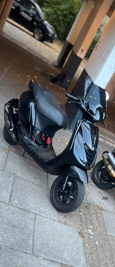 zip 70, Fietsen en Brommers, Scooters | Piaggio, Zo goed als nieuw, Zip, Maximaal 45 km/u, Benzine, Ophalen