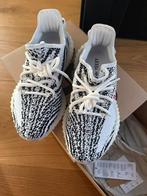 Yeezy 350 zebra, Kleding | Dames, Schoenen, Ophalen of Verzenden, Zo goed als nieuw, Zwart, Sneakers of Gympen