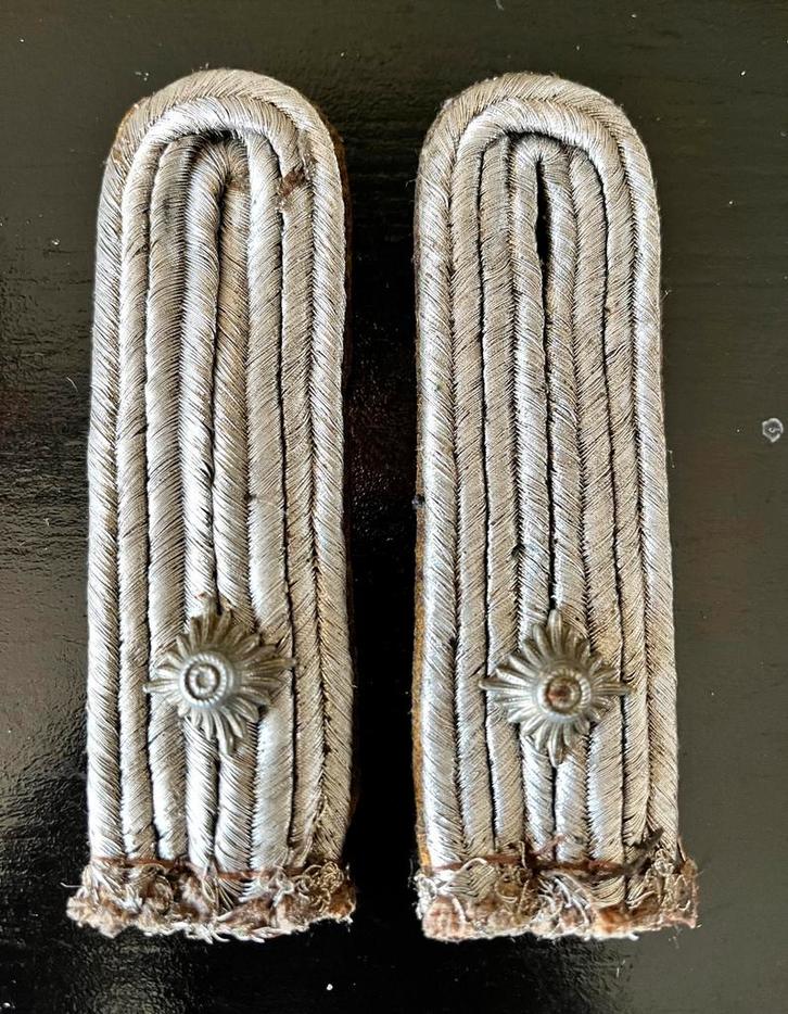 WW2 Duitse Heer Schouderstukken, Verzamelen, Militaria | Algemeen, Landmacht, Embleem of Badge, Duitsland, Ophalen of Verzenden
