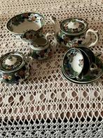 Gebloemd servies., Huis en Inrichting, Ophalen, Zo goed als nieuw, Porselein, Overige stijlen