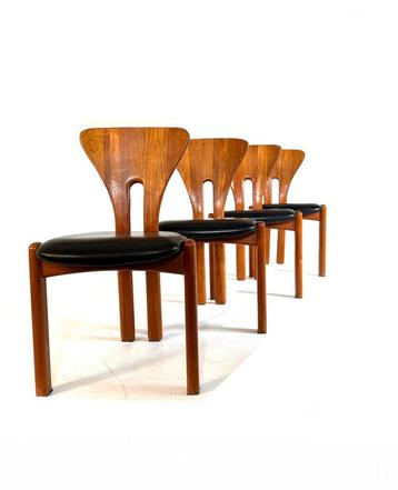 Set van 4 vintage Deense teakhouten eetkamerstoelen ‘70 beschikbaar voor biedingen
