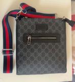 Gucci tas heren, Sieraden, Tassen en Uiterlijk, Tassen | Schoudertassen, Ophalen of Verzenden, Zo goed als nieuw, Zwart