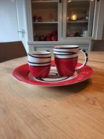 Gezocht: solids servies, rood., Huis en Inrichting, Keuken | Servies, Ophalen, Zo goed als nieuw, Bord(en), Overige stijlen