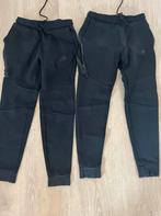 2 nike tech broeken met grote ritszakken, Kleding | Heren, Sportkleding, Ophalen of Verzenden, Gedragen, Maat 46 (S) of kleiner