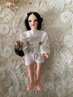 Lief brocante poppetje met fluwelen tasje / poppenhuis, Ophalen of Verzenden