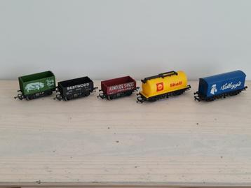 5 Hornby Treinwagons beschikbaar voor biedingen