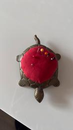 Schildpad spelden kussentje, Ophalen of Verzenden, Gebruikt, Overige typen