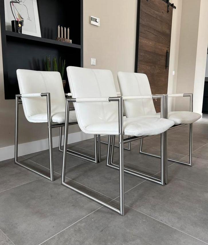 Vier wit leder Henders & Hazel “the Frame” design stoelen., Huis en Inrichting, Stoelen, Zo goed als nieuw, Vier, Leer, Metaal