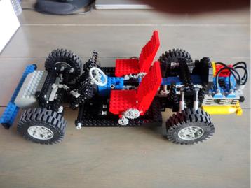 LEGO Car Chassis 8860 beschikbaar voor biedingen
