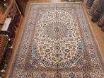 Vintage handgeknoopt perzisch tapijt nain 343x245, Huis en Inrichting, Stoffering | Tapijten en Kleden, Info@SlatsAntiek.nl, Tweedehands
