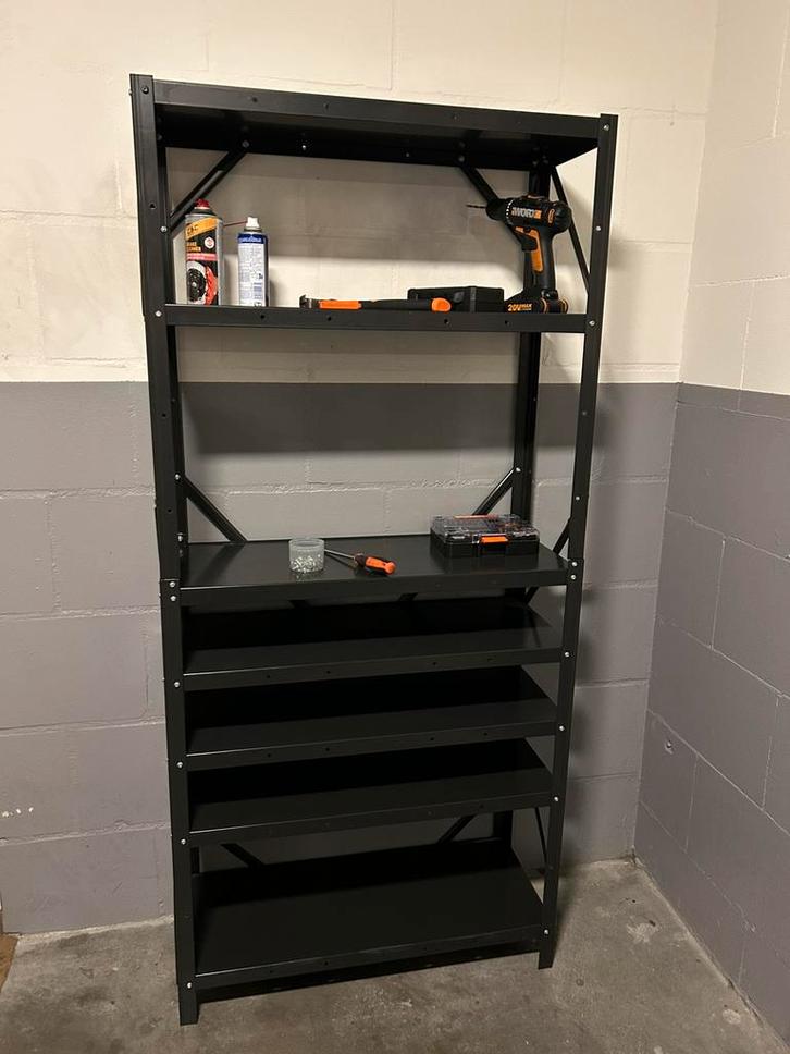 Mooie zwarte stellingkast van ijzer, Huis en Inrichting, Kasten | Stellingkasten, Zo goed als nieuw, Ophalen