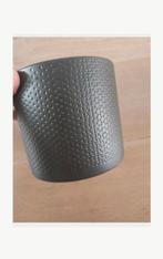 Bloempot zwart rond Ewi Dot Era Pot keramiek € 25 nu €14,95!, Rond, Binnen, Ophalen of Verzenden, Zo goed als nieuw