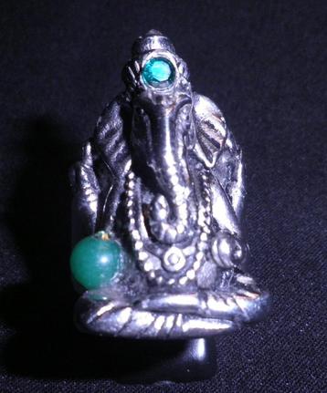 Unieke Ganesha ring Ø 20,8 mm met smaragdgroene Bindi #SALE# beschikbaar voor biedingen