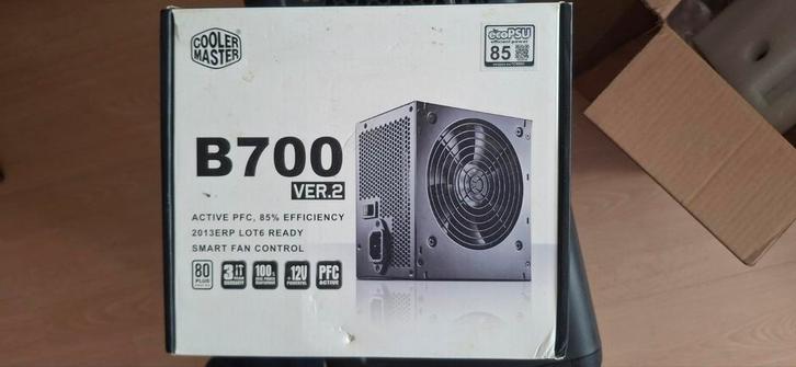 Cooler Master B700 ver.2, Computers en Software, Interne voedingen, Ophalen of Verzenden