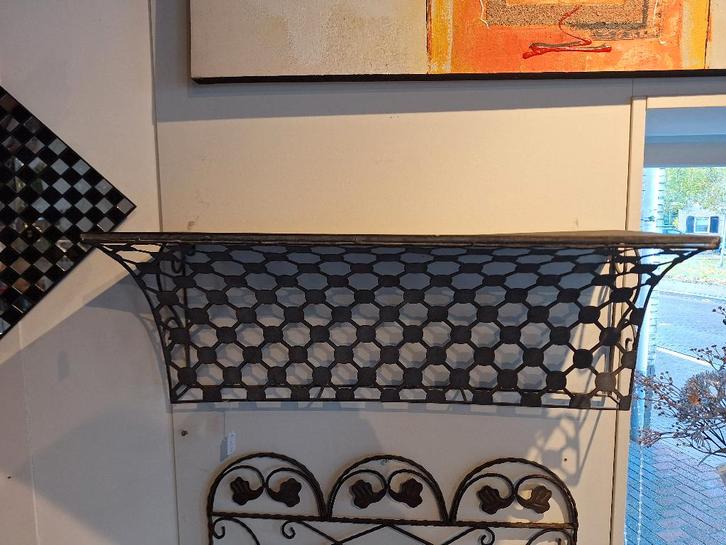 Toffe metalen wandplank, nieuw uit de doos, Huis en Inrichting, Woonaccessoires | Wandplanken en Boekenplanken, Nieuw, Ophalen