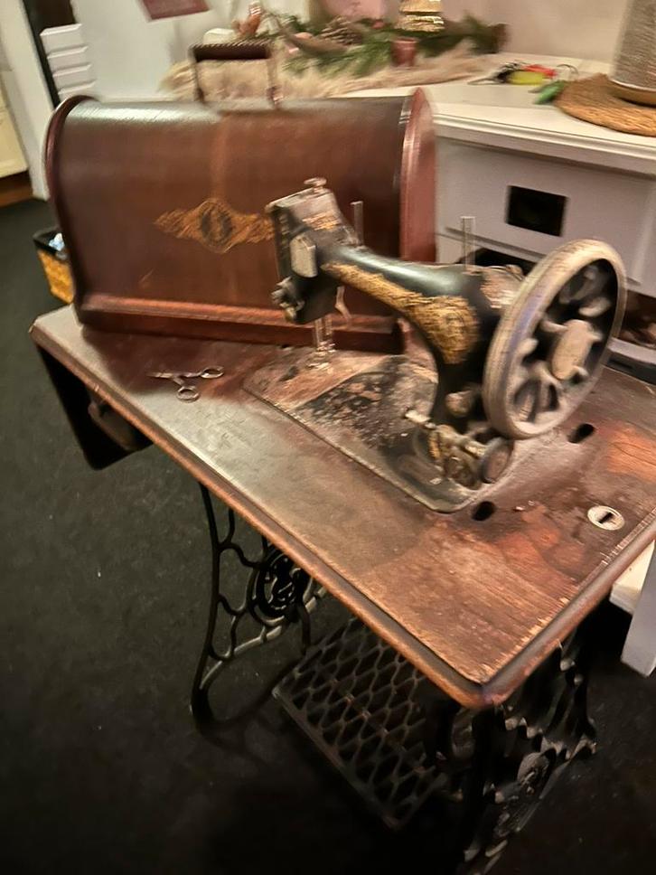 Singer naaimachine, Antiek en Kunst, Antiek | Naaimachines, Ophalen of Verzenden
