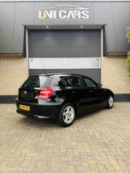 BMW 1-serie 118i Business Line|5 deurs|Airco|6 BAK|APK|, Achterwielaandrijving, Zwart, Origineel Nederlands, Handgeschakeld
