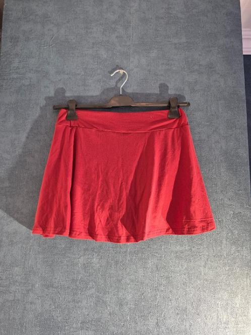 mooi broekrokje, maat L *31*, Kleding | Dames, Rokken, Zo goed als nieuw, Maat 42/44 (L), Rood, Boven de knie, Ophalen of Verzenden