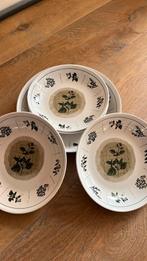 Borden, 4 pasta borden met grote schaal., Antiek en Kunst, Ophalen
