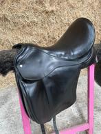 Custom Everest Monoflap dressuurzadel 17,5 inch serie 8457, Dieren en Toebehoren, Paarden en Pony's | Zadels, Ophalen, Gebruikt
