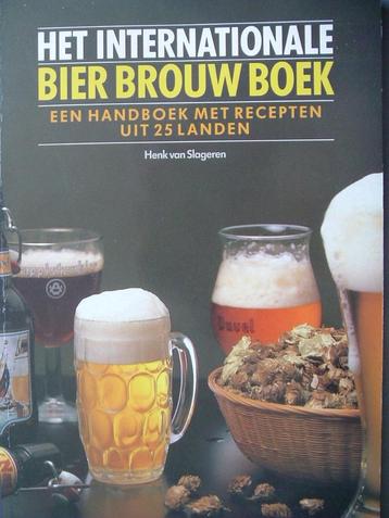 Het internationale bier brouw boek. beschikbaar voor biedingen
