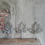 1x Metalen haak muurhaak kapstokhaak Franse Lelie *Etage3*, ., Ophalen of Verzenden, Zo goed als nieuw, .